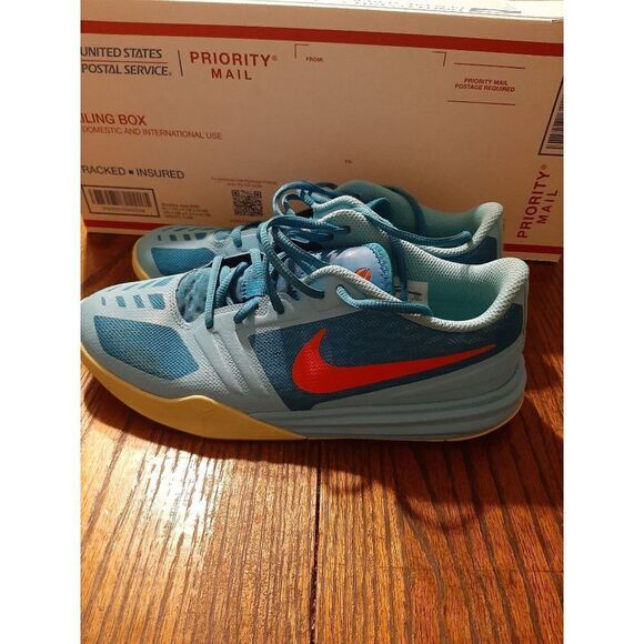 Size 7Y (Men's 7 Women's 8.5) Nike Kobe Bryant Mentality Clearwater Snea… - Picture 4 of 8